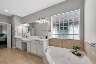 4502 Rose St, Houston, TX 77007 - Photo 34