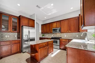 4502 Rose St, Houston, TX 77007 - Photo 2