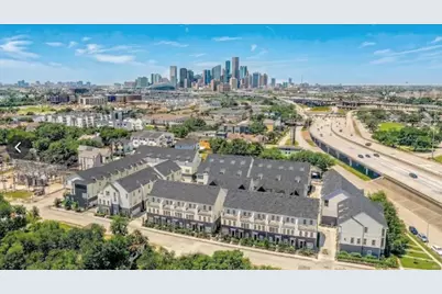 819 Bringhurst Street, Houston, TX 77020 - Photo 10