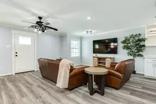 5507 Menard Ave, Galveston, TX 77551 - Photo 4