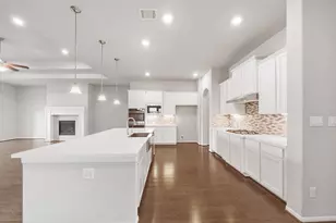 11315 Seguin Trail Ct, Needville, TX 77461 - Photo 10