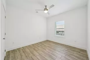3151 Christie St, Houston, TX 77026 - Photo 26
