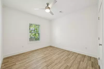 3151 Christie Street, Houston, TX 77026 - Photo 28