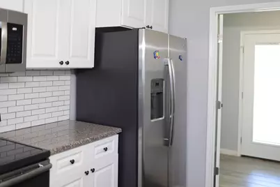 407 Tamarind Street, Lake Jackson, TX 77566 - Photo 18