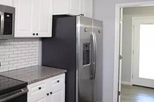 407 Tamarind St, Lake Jackson, TX 77566 - Photo 18