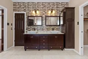 201 Lago Vista St, Kemah, TX 77565 - Photo 22