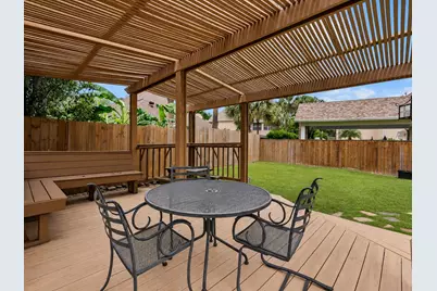 201 Lago Vista Street, Kemah, TX 77565 - Photo 38