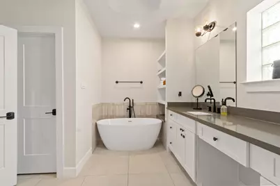 1104 Cordell Street, Houston, TX 77009 - Photo 26