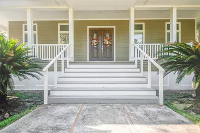 108 Buffalo Trail, Lake Jackson, TX 77566 - Photo 2