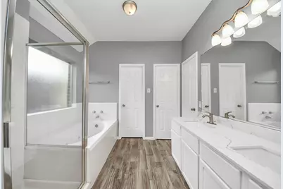 4805 E Columbary Drive, Rosenberg, TX 77471 - Photo 18