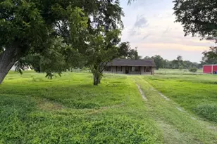 412 Durazno Rd, Jones Creek, TX 77541 - Photo 14
