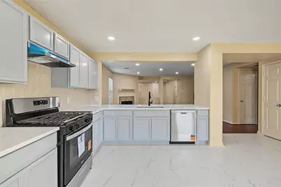 13107 Dawn Hollow Lane, Houston, TX 77072 - Photo 24