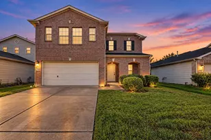 13107 Dawn Hollow Ln, Houston, TX 77072 - Photo 1