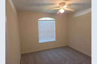 15114 Farndale Drive, Houston, TX 77062 - Photo 14