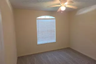 15114 Farndale Dr, Houston, TX 77062 - Photo 14