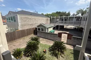 2006 Sul Ross St, Houston, TX 77098 - Photo 4
