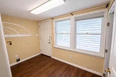 1611 Campbell Lane, Galveston, TX 77551 - Photo 6