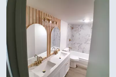 14703 Barryknoll Lane #26, Houston, TX 77079 - Photo 10