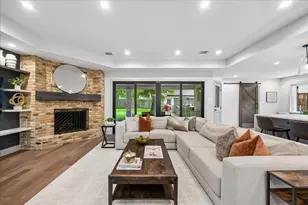 339 Wycliffe Dr, Houston, TX 77079 - Photo 8