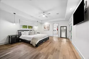 339 Wycliffe Dr, Houston, TX 77079 - Photo 20