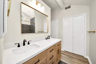 8447 Lake Crystal Dr, Houston, TX 77095 - Photo 6