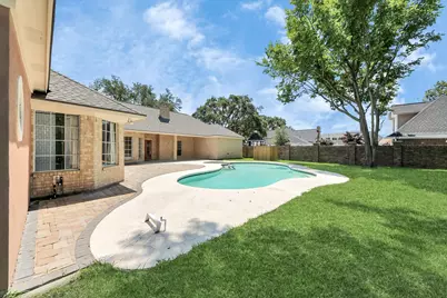 2310 Canterbury Court, Deer Park, TX 77536 - Photo 40