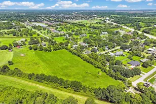 1412 Hollier Rd, Friendswood, TX 77546 - Photo 34