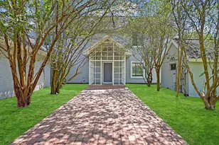 1412 Hollier Rd, Friendswood, TX 77546 - Photo 8