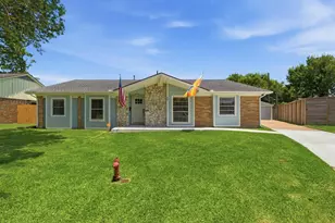 447 Castlebar Ct, Houston, TX 77015 - Photo 1