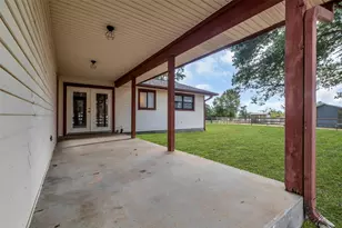 17831 W Fm 1097, Montgomery, TX 77356 - Photo 24
