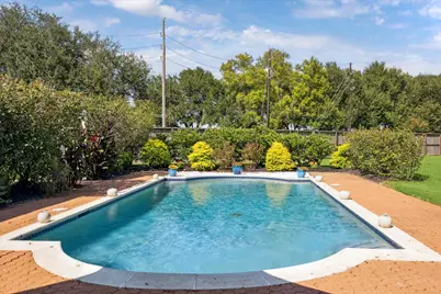 103 Chatsworth Circle, Sugar Land, TX 77479 - Photo 30