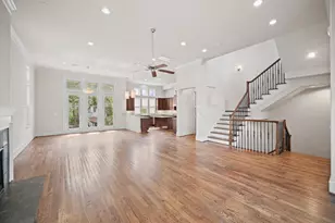 2710 Arabelle Grove, Houston, TX 77007 - Photo 8