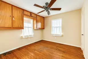 5519 Menard Ave, Galveston, TX 77551 - Photo 14