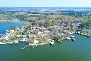 323 Lake Livingston Dr, Livingston, TX 77351 - Photo 36