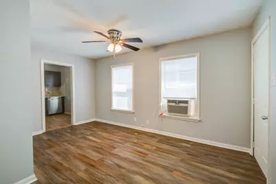 206 Frawley Street #B, Houston, TX 77009 - Photo 8