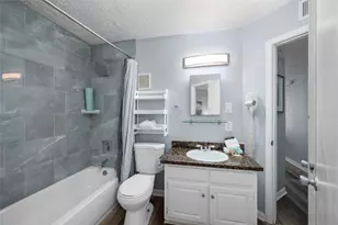 9520 Seawall Blvd, Galveston, TX 77554 - Photo 18