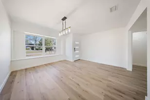 9115 Tanager St, Houston, TX 77036 - Photo 6