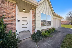 9115 Tanager St, Houston, TX 77036 - Photo 2