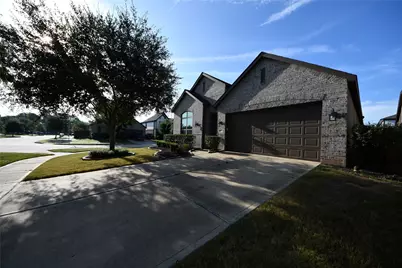 30615 Southern Dewberry Court, Fulshear, TX 77441 - Photo 2