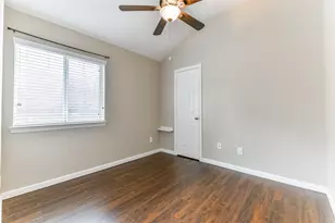 1235 Halls Bridge Bridge, League City, TX 77573 - Photo 18