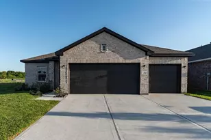 650 Escondido Dr, Dayton, TX 77535 - Photo 1