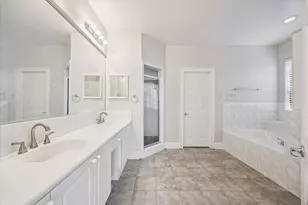 2422 Dorrington St, Houston, TX 77030 - Photo 12