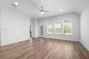 1388 Grays Gully Dr, Montgomery, TX 77316 - Photo 8
