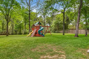 819 Sentinel Oaks, Pinehurst, TX 77362 - Photo 34