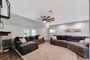 819 Sentinel Oaks, Pinehurst, TX 77362 - Photo 10