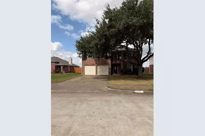 4707 E Parma Drive, Rosenberg, TX 77471 - Photo 2