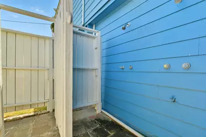 3917 3rd Street, Galveston, TX 77554 - Photo 40