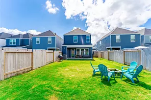 10213 Berkeley Spgs Trl, Houston, TX 77051 - Photo 24