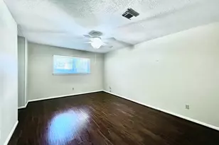 13935 St Marys Ln, Houston, TX 77079 - Photo 24