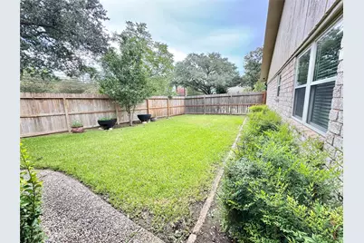 13935 Saint Marys Lane, Houston, TX 77079 - Photo 24